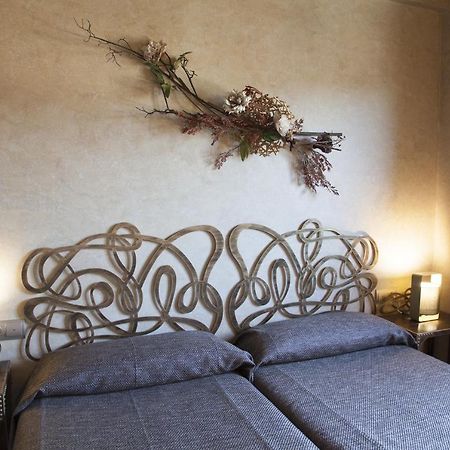 Hotel Albergue La Casa Del Peregrino Эль-Асебо-де-Сан-Мигель Экстерьер фото