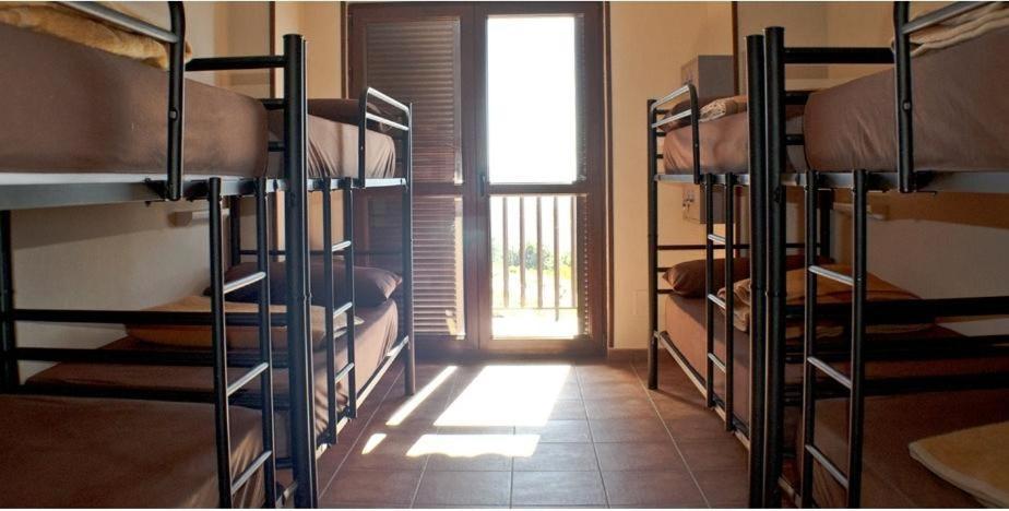 Hotel Albergue La Casa Del Peregrino Эль-Асебо-де-Сан-Мигель Экстерьер фото