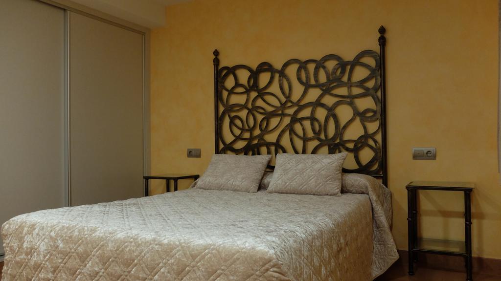 Hotel Albergue La Casa Del Peregrino Эль-Асебо-де-Сан-Мигель Номер фото